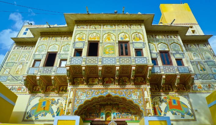 Golden Triangle Tour with Mandawa