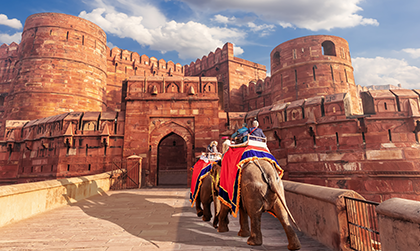 From Delhi: Overnight Agra Tour With Fatehpur Sikri By Car