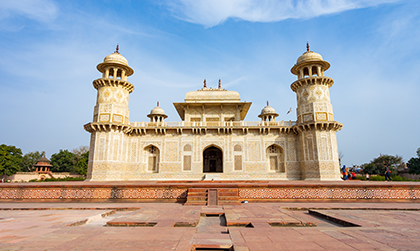 Private Taj Mahal at SunriseTour from Delhi