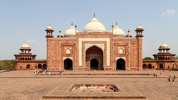 Private Taj Mahal at Sunrise and Agra Day Tour from Delhi
